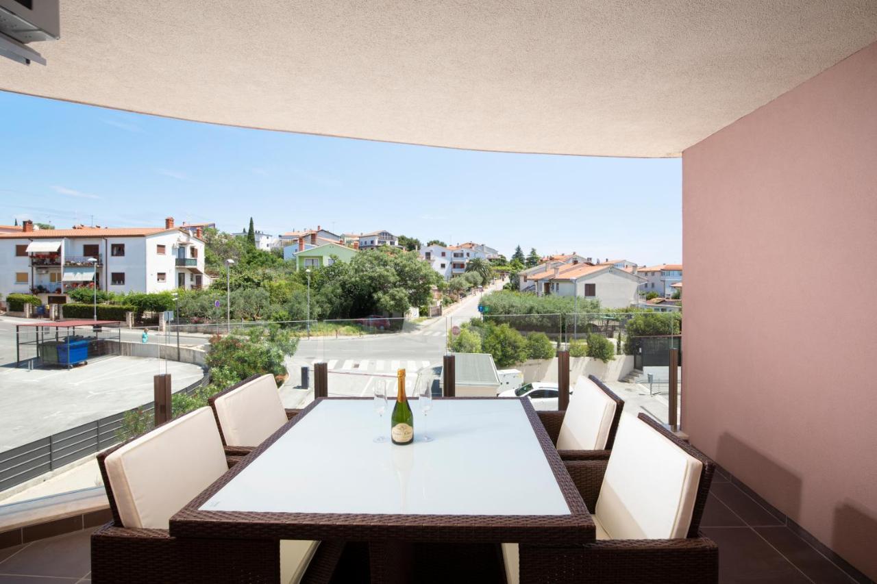 Monte Paradiso Sun Apartment 普拉 外观 照片